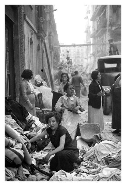 Caos postbombardeig, Barceloneta, Barcelona, 29 de maig del 1937.