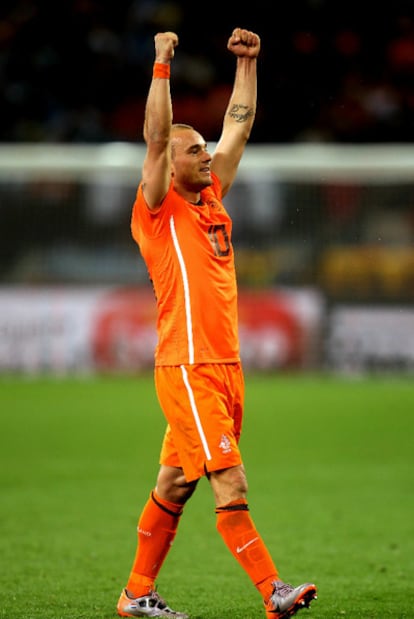 Sneijder celebra la clasificación de Holanda para la final tras eliminar a Uruguay.