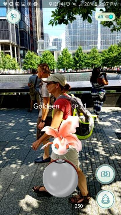 Captura del juego que muestra un pokemon en las inmediaciones del memorial del 11S en Nueva York.