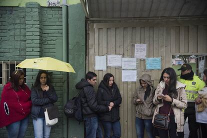 La pluja ha marcat les primeres hores de la jornada a Bogotà.