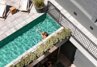 Piscina del hotel Brummell, en Barcelona.