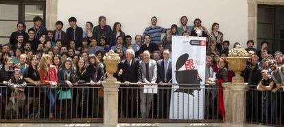 Foto de familia del Grec 2013, esta ma&ntilde;ana en la Virreina.