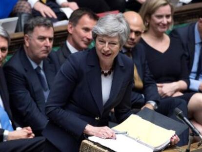 La primera ministra tiene de límite hasta la medianoche para que Bruselas permita aplazar la salida hasta el 22 de mayo