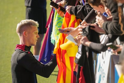 Dani Olmo, en el entrenamiento abierto del Barcelona del pasado domingo.