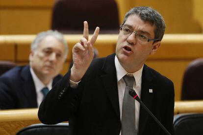 El ministro de Energ&iacute;a, Turismo y Agenda Digital, &Aacute;lvaro Nadal, en el pleno del Senado. EFE/Mariscal