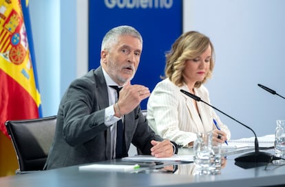 Fernando Grande-Marlaska y Pilar Alegría, durante una rueda de prensa posterior a la reunión del Consejo de Ministros.