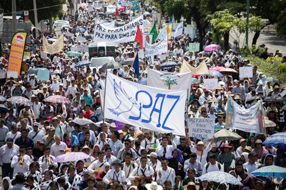 Cientos de personas marchan contra la violencia en la región, en Tuxtla Gutiérrez, Chiapas, en septiembre de 2024.