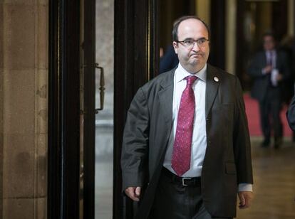 Miquel Iceta, en los pasillos del Parlament