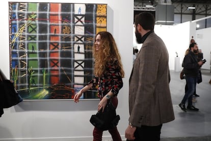 Blanca Cuesta y Borja Thyssen, durante su recorrido por la instalaciones de Arco.