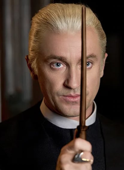 Tom Felton en su nueva caracterización como Draco Malfoy para una obra de Broadway.