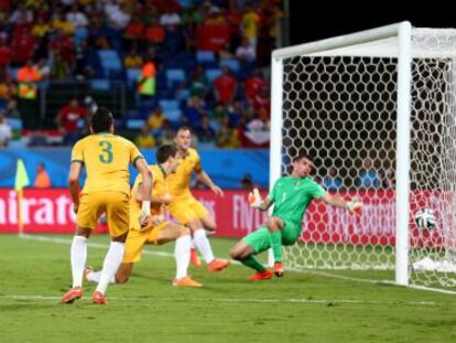 Alexis S&aacute;nchez, en el momento de su gol.