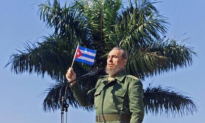 Fidel en una imagen de 2001 en La Habana.