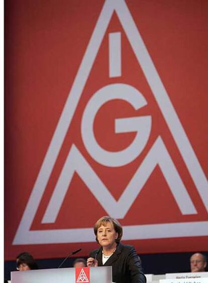 La canciller Merkel interviene en el Congreso de IG Metall.