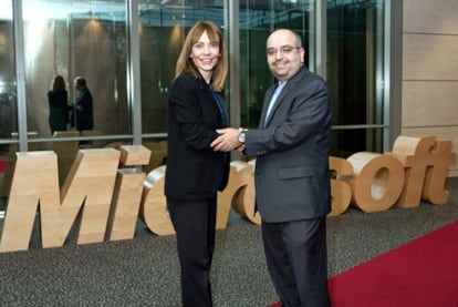 María Garaña, presidente de Microsoft Ibérica, y Kamal Bherwani, Director General del Área Digital de PRISA.