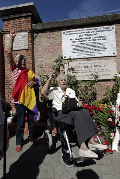 Dos antiguas compañeras de las militantes fusiladas en 1939.