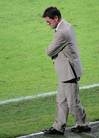 Fabio Capello, durante el partido de Lyon.