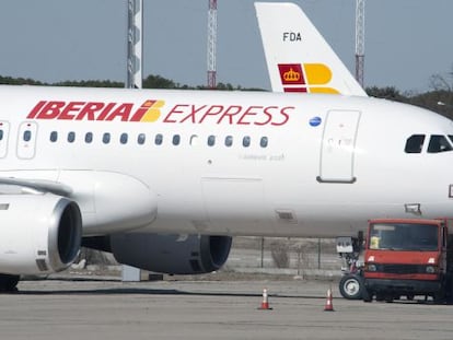 Una de las aeronaves de la aerol&iacute;nea de &#039;low cost&#039; Iberia Express.