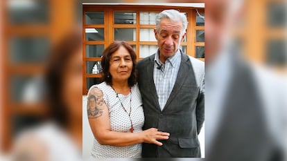 Doris Tejeda y Darío Morales, padres de Óscar Morales Tejeda, un joven cuyo cuerpo fue encontrado recientemente tras 16 años de búsqueda y fue víctima de desaparición forzada por parte del Ejército colombiano, el 16 de enero de 2008.