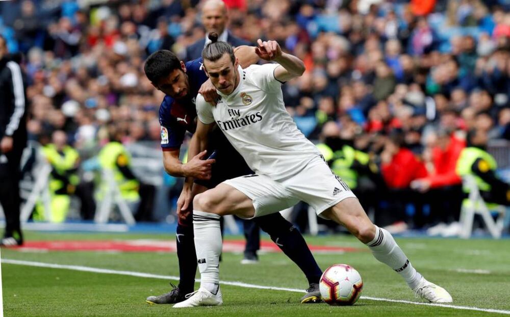 El Real Madrid remonta al Eibar con dos goles de Benzema (2-1 ...