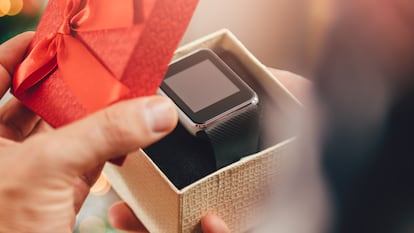 Ideas regalo Día del Padre: reloj inteligente hombre