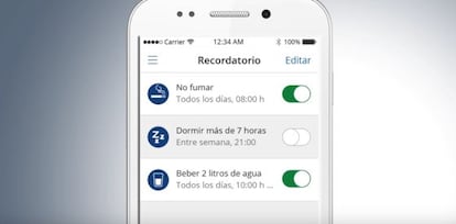Momento de selección de objetivos en la aplicación de salud: ¿dormir más, no fumar o beber 2 litros de agua?