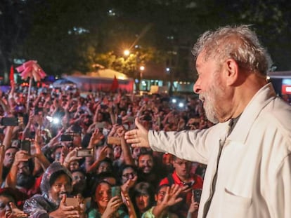 Lula em ato de recebimento de novos filiados do PT no Distrito Federal, em dezembro.