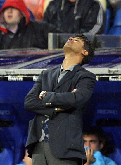 Rijkaard, durante el encuentro.