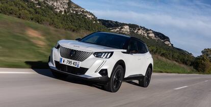 El Peugeot 2008 se quedó con el octavo puesto, con 15.615 unidades. Es el único modelo de la marca del león en esta lista después de que el 208 se cayera a último momento.