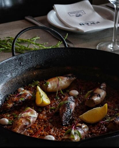 Arroz con chipirones de Lo de Fran, en Mar del Plata.