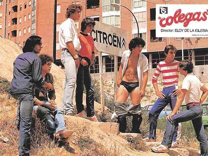 Fotocartón de <i>Colegas</i> (1982), de Eloy de la Iglesia, donde actuaban Antonio Flores, José Luis Manzano o El Pirri.