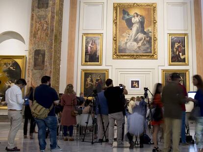 La sala cinco del Bellas Artes de Sevilla con una Inmaculada de Murillo, este martes.