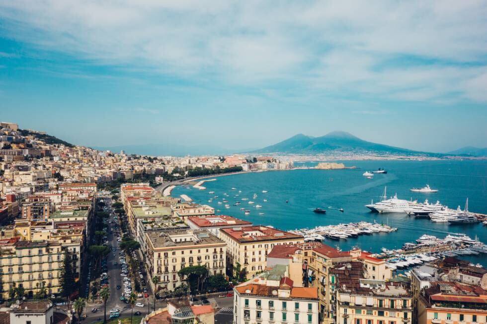 Puerto de Nápoles, uno de los mayores del Mediterráneo.