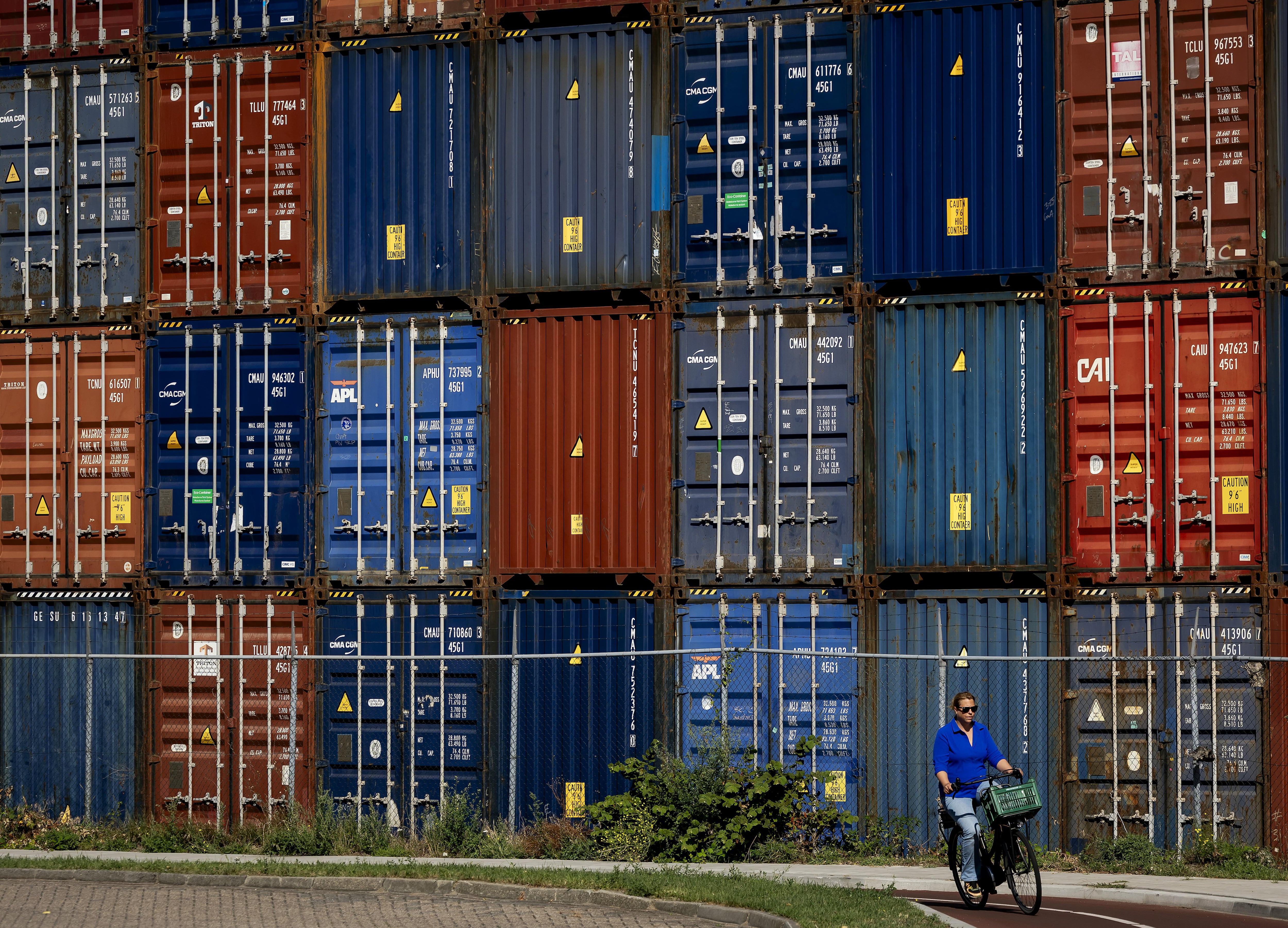La UE se prepara para el peor escenario en la guerra comercial con Trump