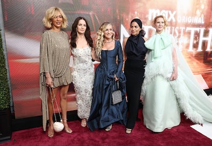 Nicole Ari Parker, Kristin Davis, Sarah Jessica Parker, Sarita Choudhury y Cynthia Nixon en el estreno de la tercera temporada de la serie que protagonizan.