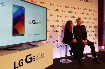 Presentación del LG G6 a cargo del cantante Loquillo, en Madrid.