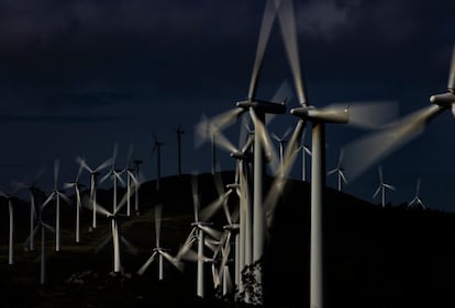 Aerogeneradores situados en el municipio de Carnota (La Coruña).