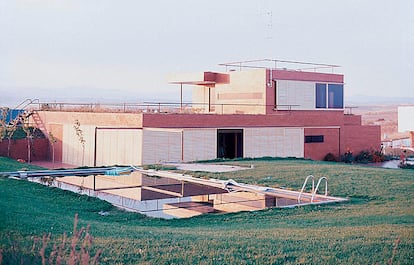 Casa Guzmán (1972).