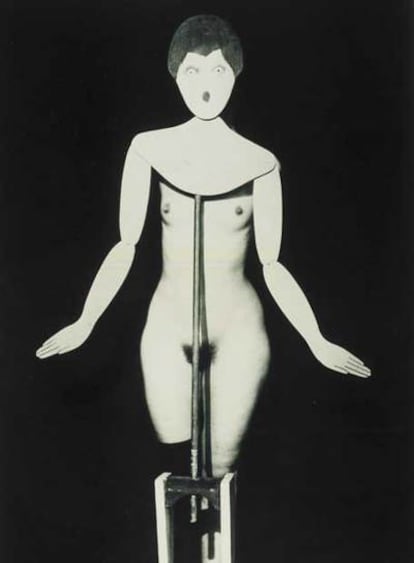 </b><i>Maniquí,</i> de Man Ray.