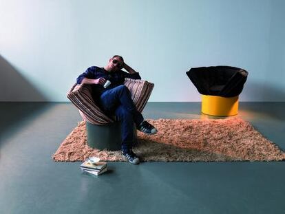 La butaca-cama-mesilla