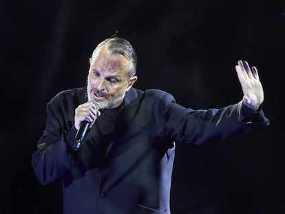 Miguel Bosé en el Auditorio de Castrelos , Vigo, en 2017.