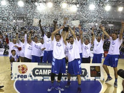 El Gipuzkoa celebra el ascenso