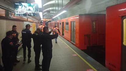 Los vagones de la Línea 7 del Metro que se separaron el 15 de enero.