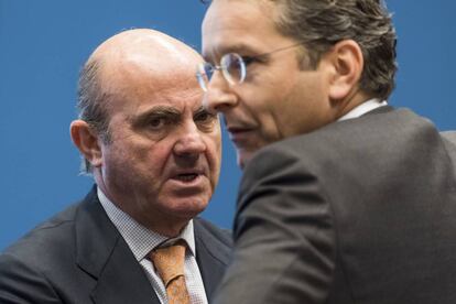 Luis de Guindos con Jeroen Dijsselbloem