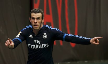 Bale celebra el 2-3 en Vallecas.