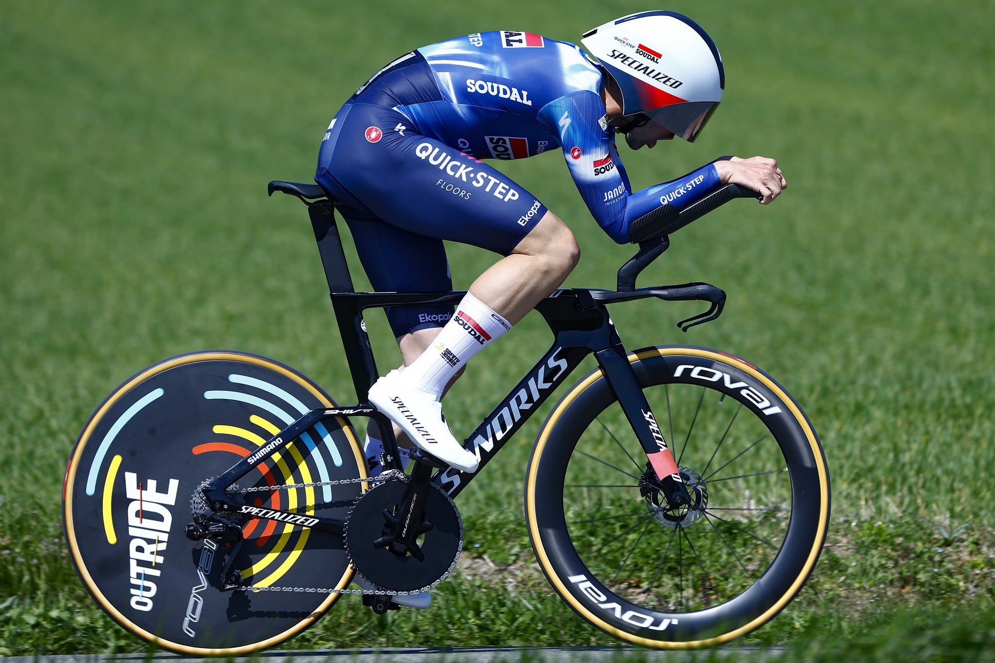 Schachmann, primer líder de la Itzulia por 54 centésimas sobre Almeida