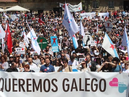 Multitudinaria marcha por el gallego, “la única lengua del Estado que pierde hablantes”