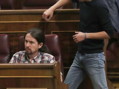 Pablo Iglesias e &Iacute;&ntilde;igo Errej&oacute;n, este martes en el Congreso. 