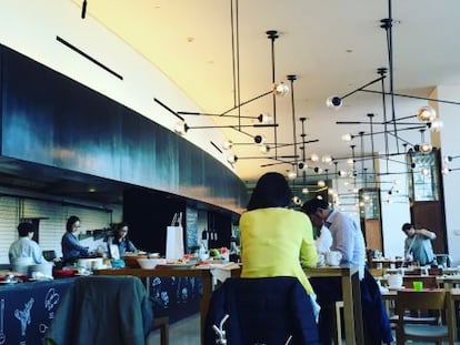 Restaurante Feast, en el hotel East Beijing, en Pekín.