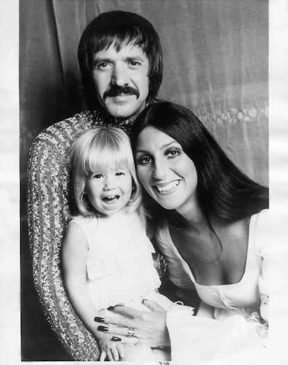 Sonny Bonno, Cher y su hijo, Chaz, a comienzos de los setenta.