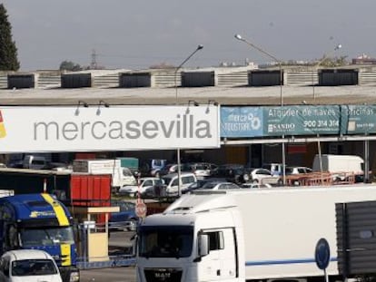 Entrada de la empresa p&uacute;blica Mercasevilla en la capital andaluza.